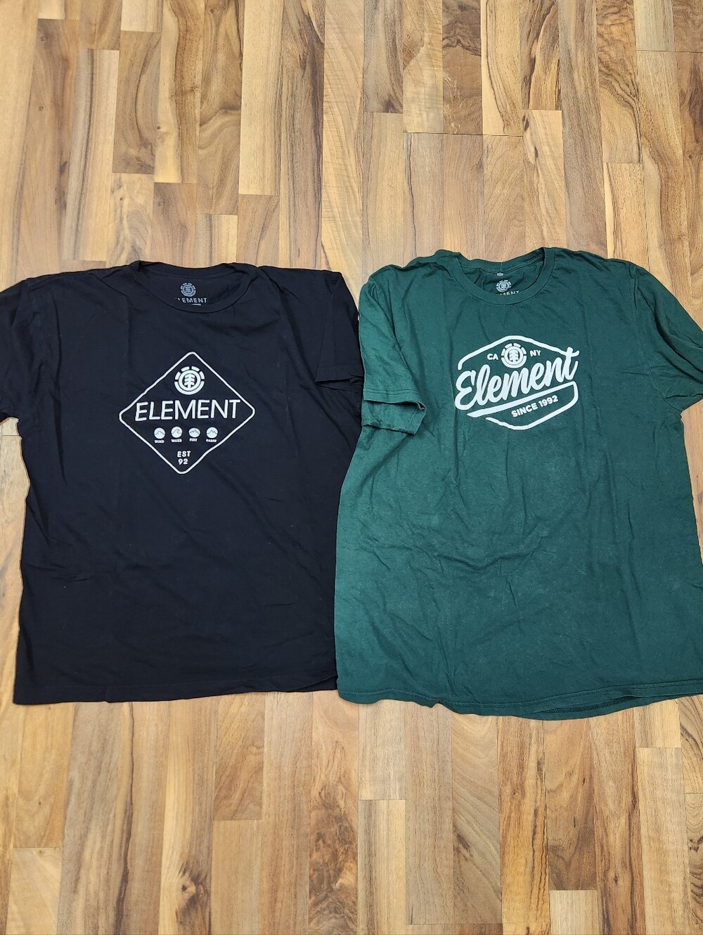 2 Element Skateboarding size XL MEN tee shirts Green & Black T-shirts
